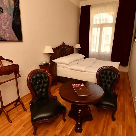 Bhg Hotel