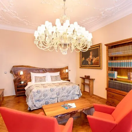 By Bhg Hotel 4*